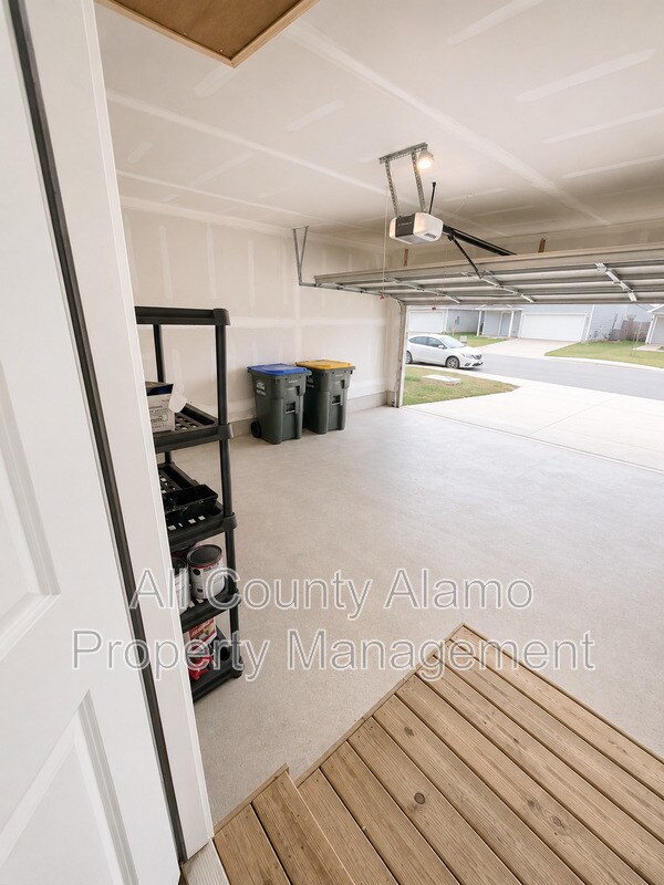 Building Photo - 9258 Honey Mesquite
