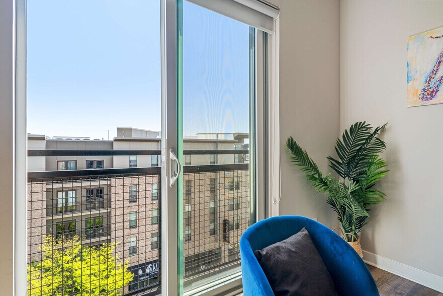 Building Photo - 501n N New Jersey St