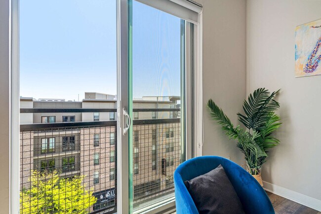 Building Photo - 530 Massachusetts Ave