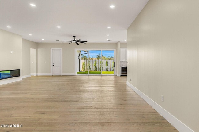Building Photo - 3002 N 53rd Pl