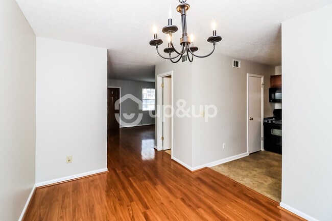 Building Photo - Fantastic 2bd/2.5ba home! Let yourself in!