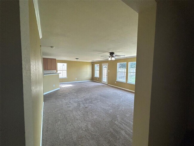 Building Photo - 8131 Tassel Field Ln