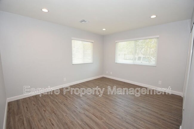 Building Photo - 3611 Ketch Ave
