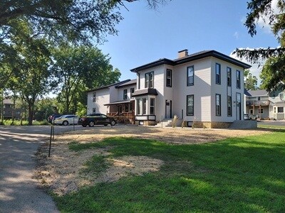 Building Photo - 140 S Prince St