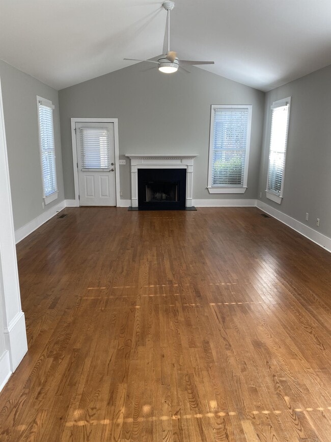 Building Photo - 1641 Carriage Ridge Dr