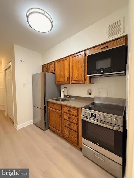 Building Photo - 4740 Connecticut Ave NW