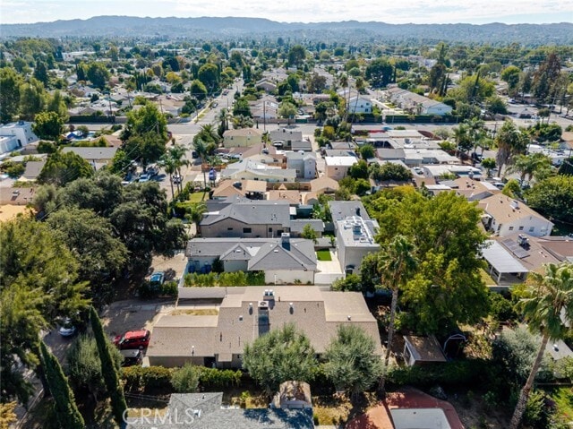 Building Photo - 6835 Yolanda Ave