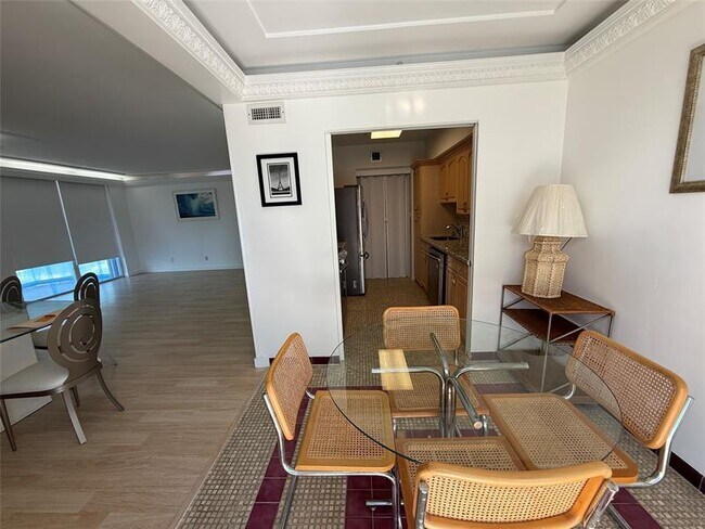 Building Photo - 19707 Turnberry Way