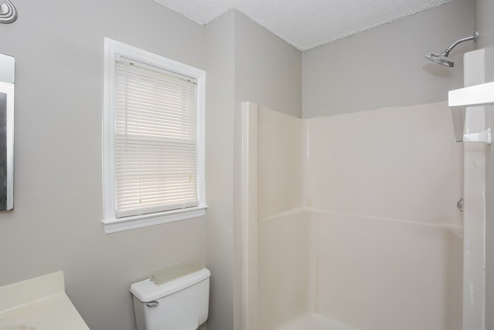 Building Photo - 7228 Walterboro Rd