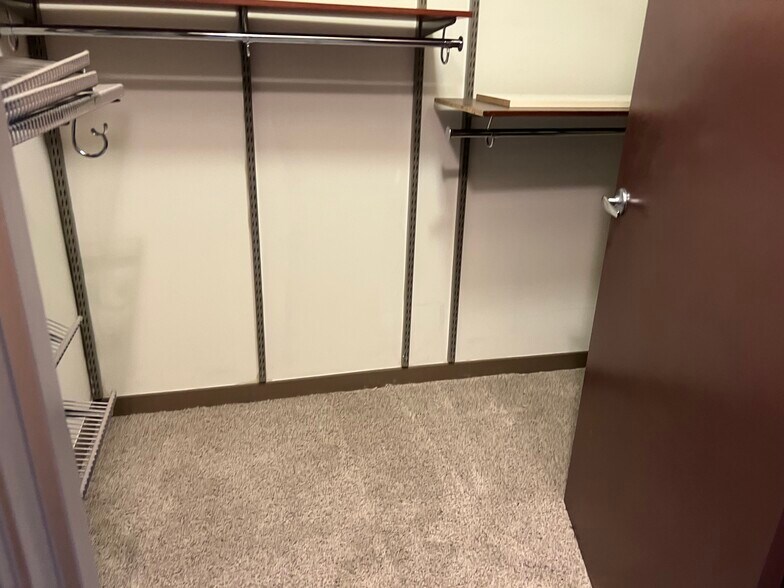 Building Photo - 655 Crockett St