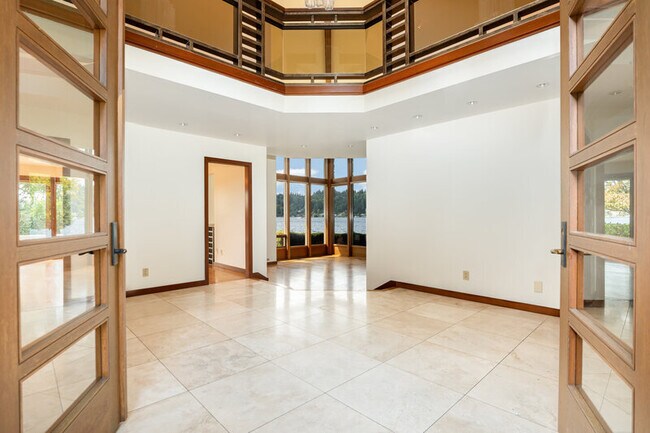 Building Photo - 88 Cascade Key