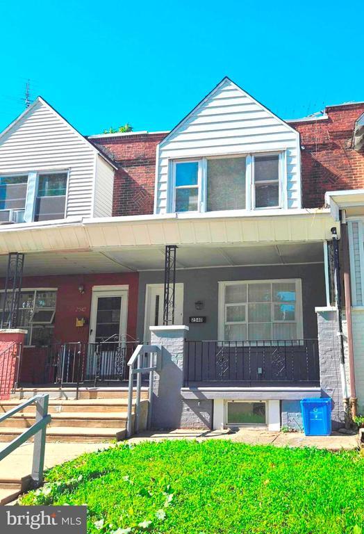 Building Photo - 2540 S 61st St