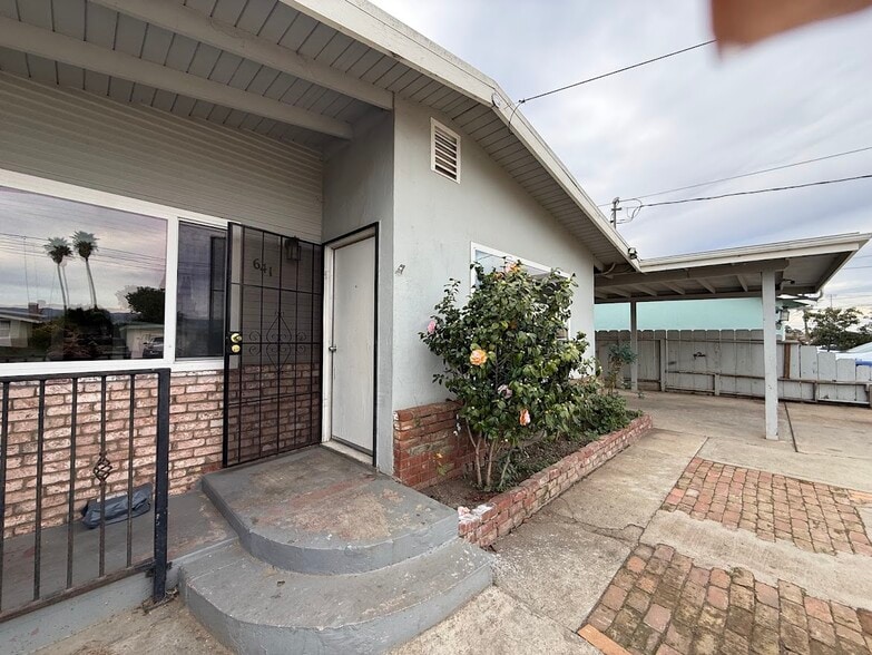 Building Photo - 614 Rincon Rd