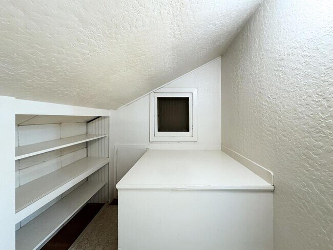 Building Photo - 2963 Alder St