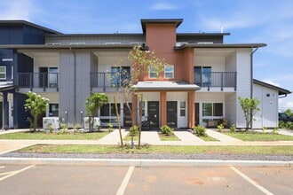 Building Photo - BRAND NEW 3 Bedroom Townhome in Hoopili | Split A/C | 2 Parking | $3,900/Month