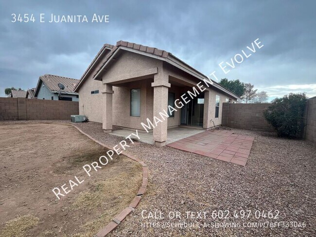 Building Photo - Lovely Gilbert Home!