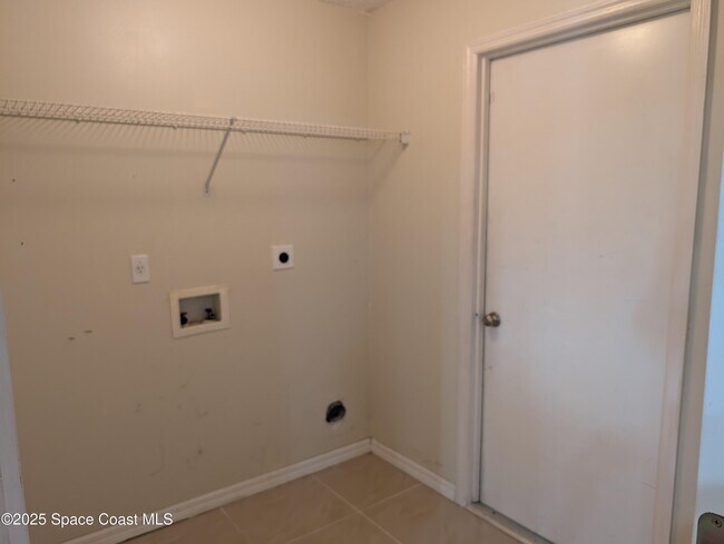 Building Photo - 6130 Meghan Dr