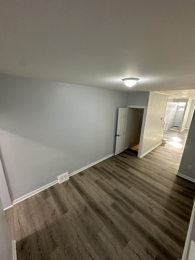 DINING ROOM - 3172 Chatham St