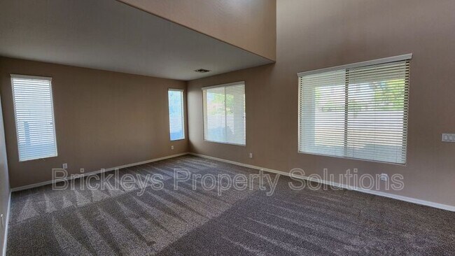 Building Photo - 4446 E Blue Sage Rd
