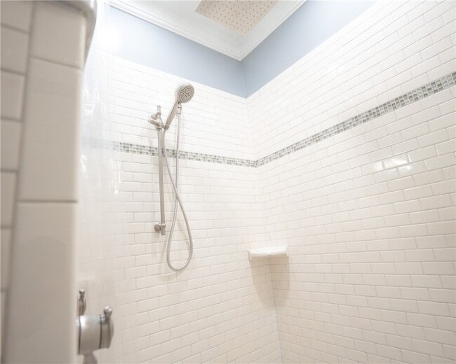 Building Photo - 90 E Market St