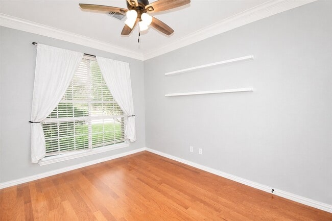Building Photo - 7207 Emerald Glen Dr