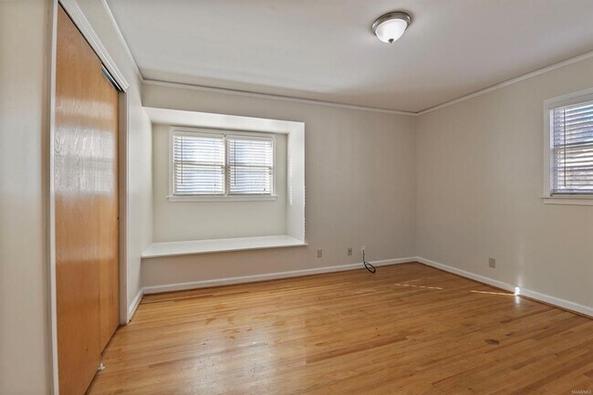 Building Photo - 839 Greg Dr