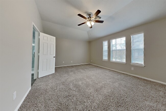 Building Photo - 7010 Durango Dr