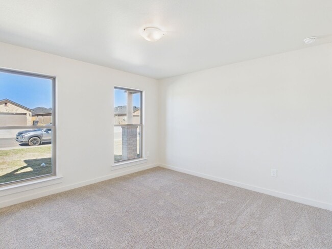 Building Photo - 3007 Farmyard Dr