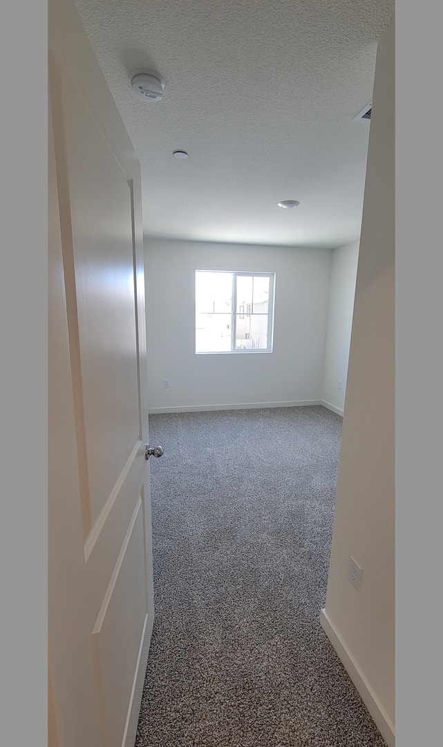Building Photo - BRAND NEW (Solar) 4/2.5 Roseville!  Please...