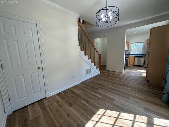 Building Photo - 133 High Point Cir