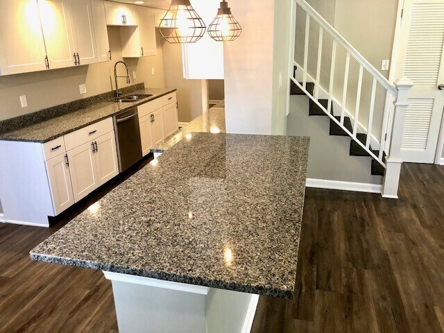 Building Photo - 4355 Norwaldo Ave