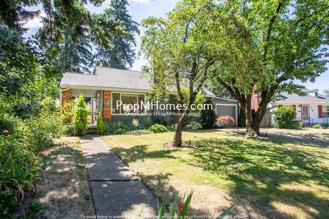 Building Photo - NE Portland Gem w/ Entertainers Backyard +...
