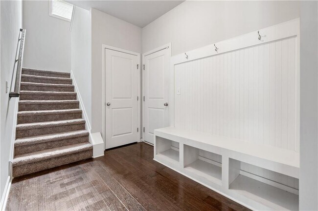 Building Photo - 3343 Ivy Farm Ct