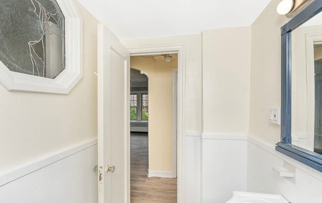 Building Photo - 399 State St