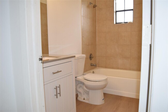 Building Photo - 12244 Royal Palm Blvd