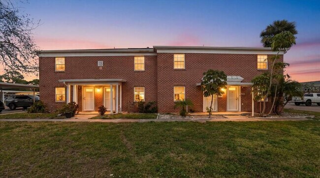 Building Photo - 8511 12th Way N