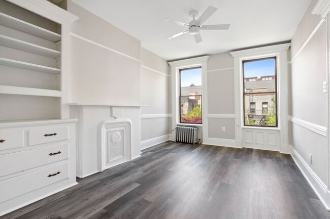 Building Photo - 373A 16th St