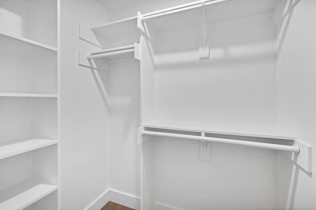 Building Photo - 3312 Bacchus St