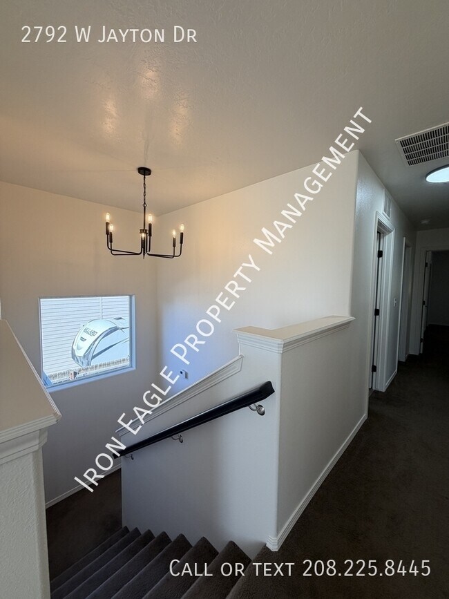 Building Photo - 2792 W Jayton Dr