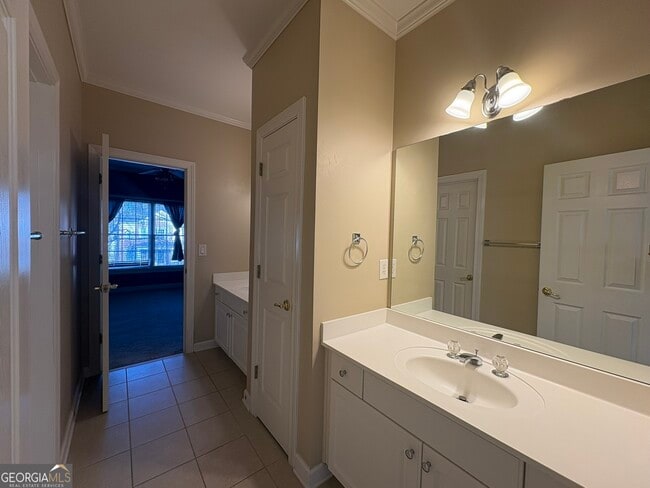 Building Photo - 5930 Abbotts Run Tr