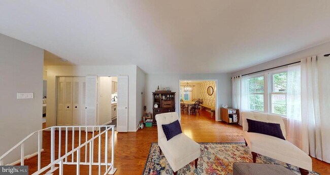 Building Photo - 7305 Whitson Dr