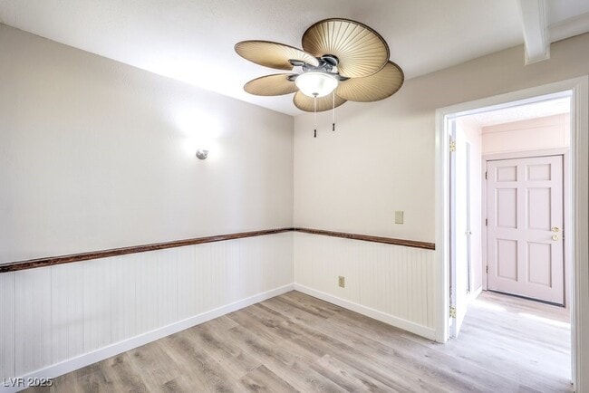 Building Photo - 3683 Villa Knolls E Dr