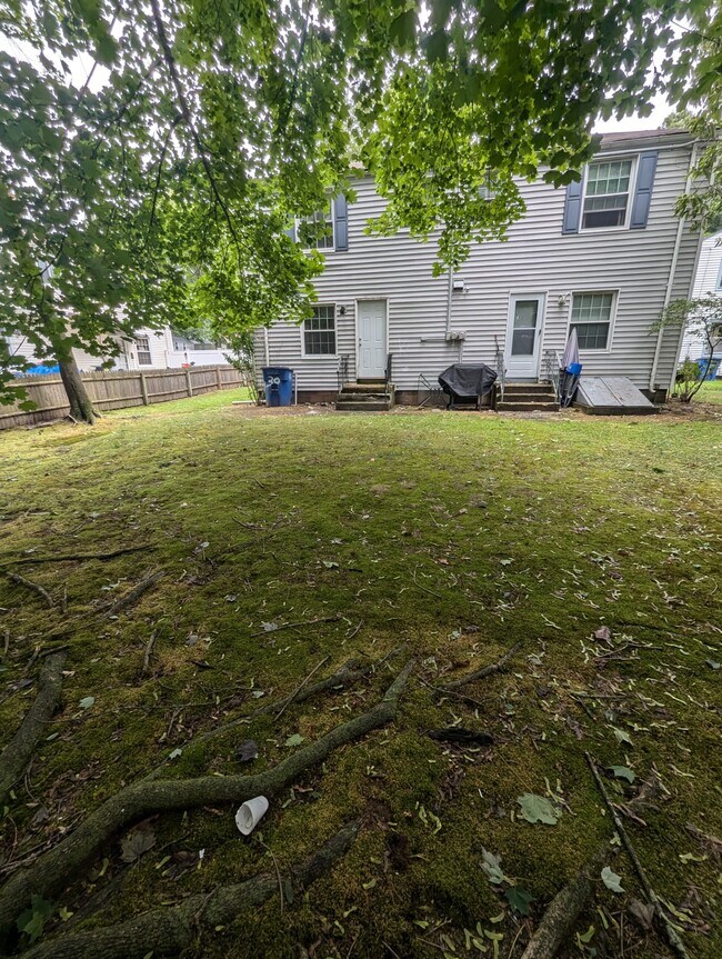 Building Photo - 30 Hilltop Rd