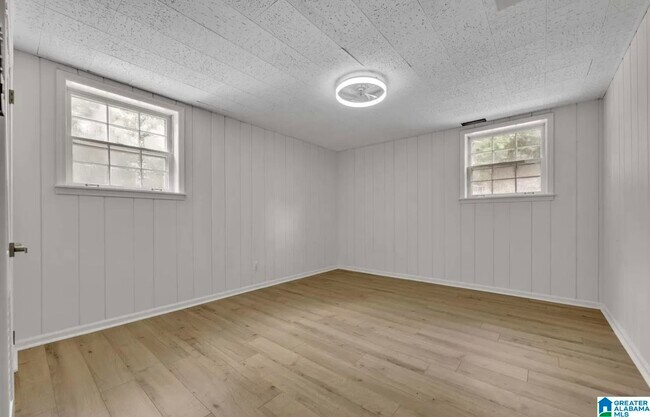 Building Photo - 2836 Vestavia Forest Pl
