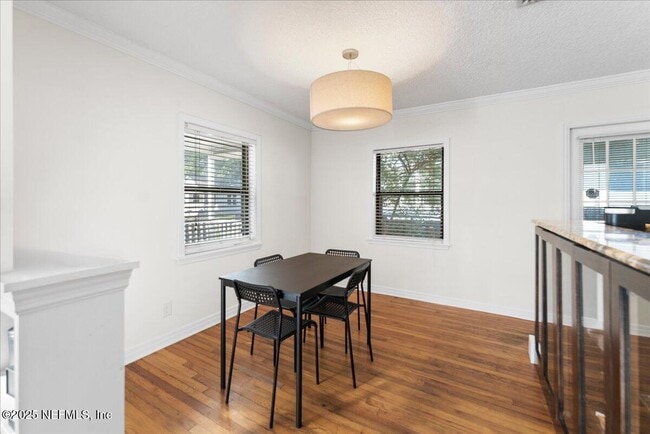 Building Photo - 4817 Kerle St