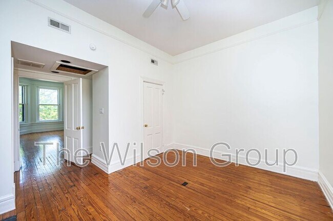 Building Photo - 1007 W Franklin St