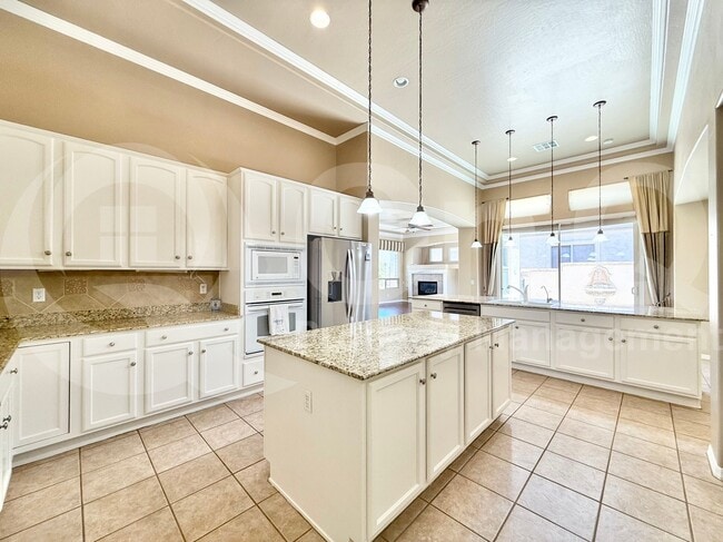 Building Photo - 4078 E Mia Ln