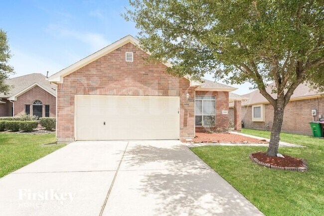 Primary Photo - 23522 Goldking Cross Ct