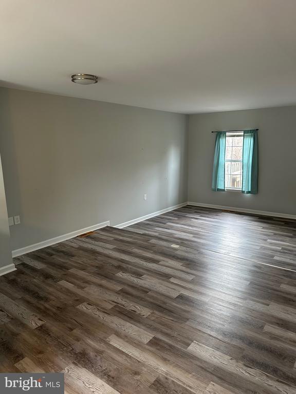 Building Photo - 10934 Mission Ridge Dr