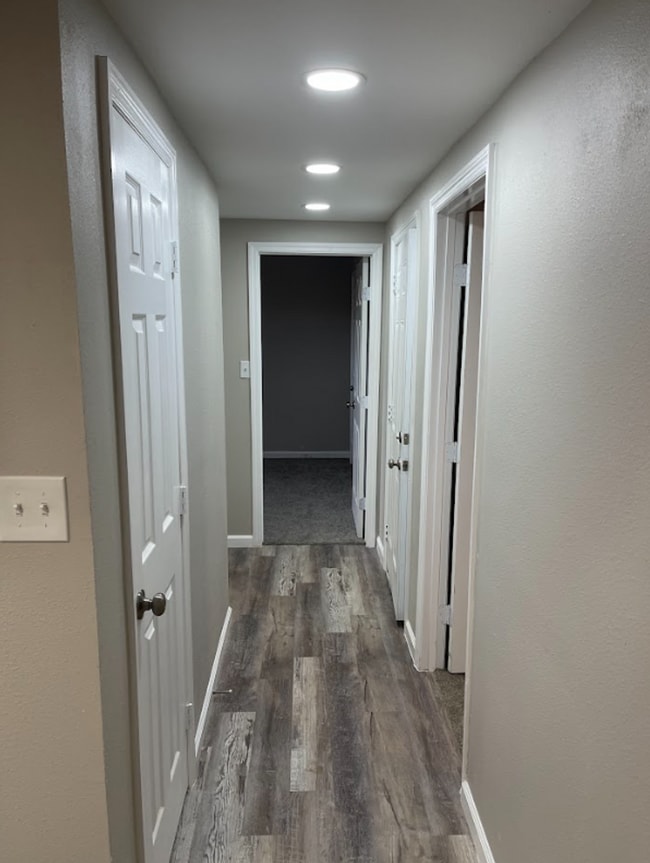 Building Photo - Beautiful 3 Bedroom 2 Bath Home! MOVE IN SPECIAL!